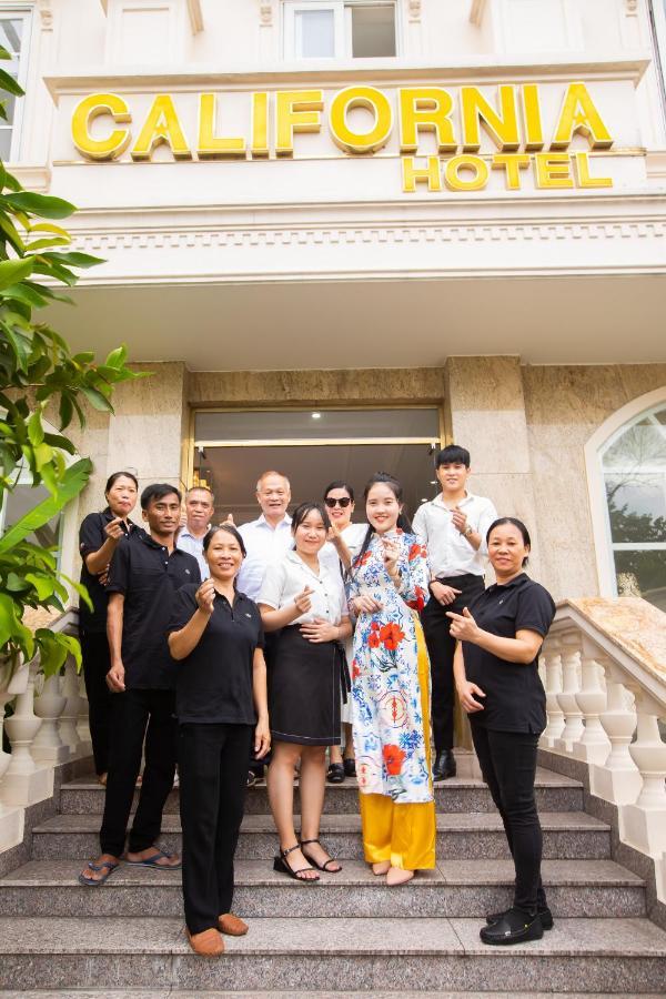 California Hotel Ho Chi Minh City Exterior photo